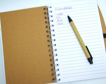 Notizbuch "I need more space" A5 | liniertes Notizbuch aus recyceltem Karton mit Kugelschreiber und integriertem Lineal
